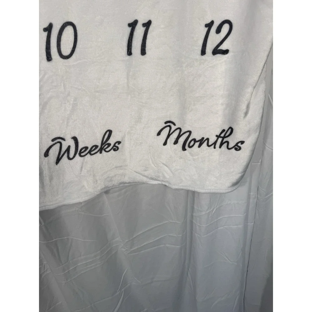 Baby Milestone Blanket Bunny Floral Design monthly grow photo prop. newborn soft